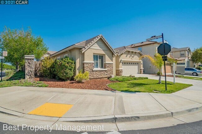 Building Photo - 4 br, 3 bath House - 8601 Livingston Way