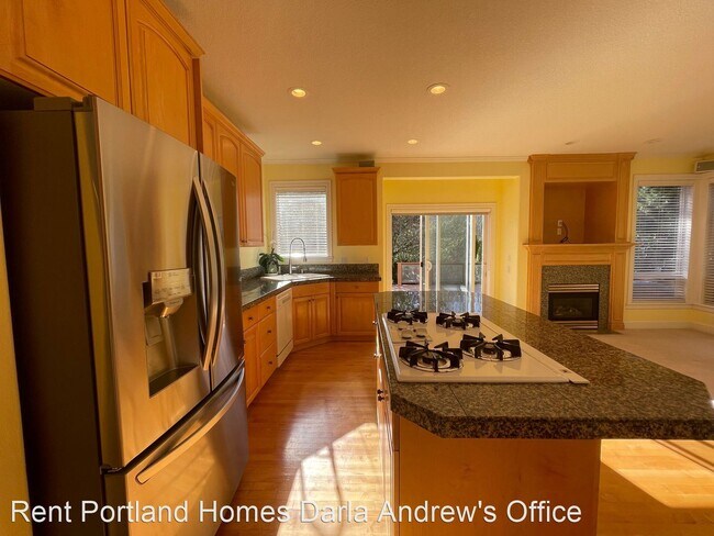Foto del edificio - 3 br, 2.5 bath House - 14618 SE Duke St