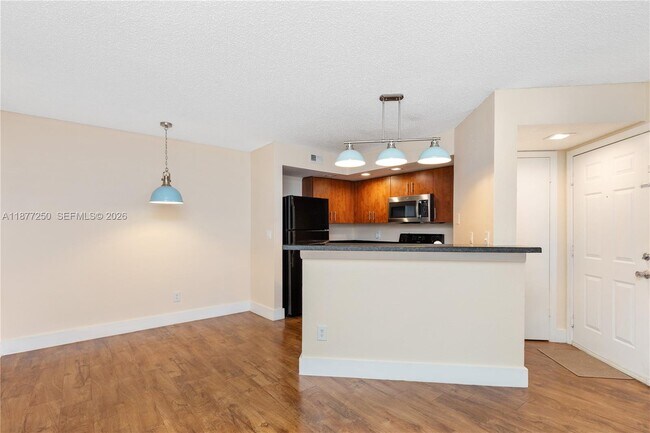 Building Photo - 12760 Vista Isles Dr