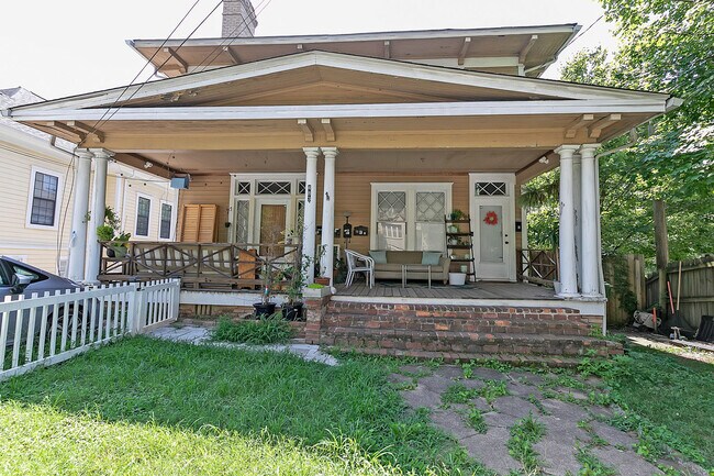 Building Photo - 483 N Highland Ave NE