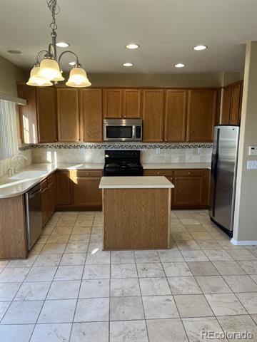 Foto del edificio - 19050 E Crestridge Cir