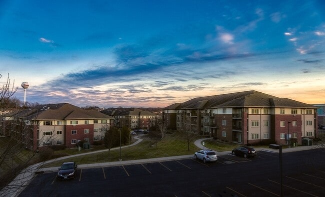 Prairie Crest Grounds - Prairie Crest Apartments
