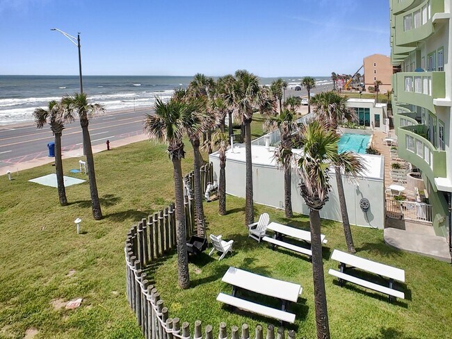 Foto del edificio - 9420 Seawall Blvd