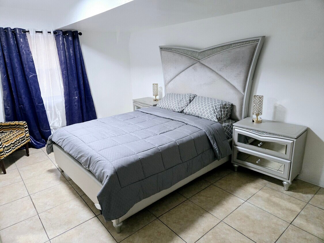 Bedroom 1 - 26 Cambridge St
