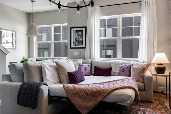 Foto del edificio - 1405 Napoleon St