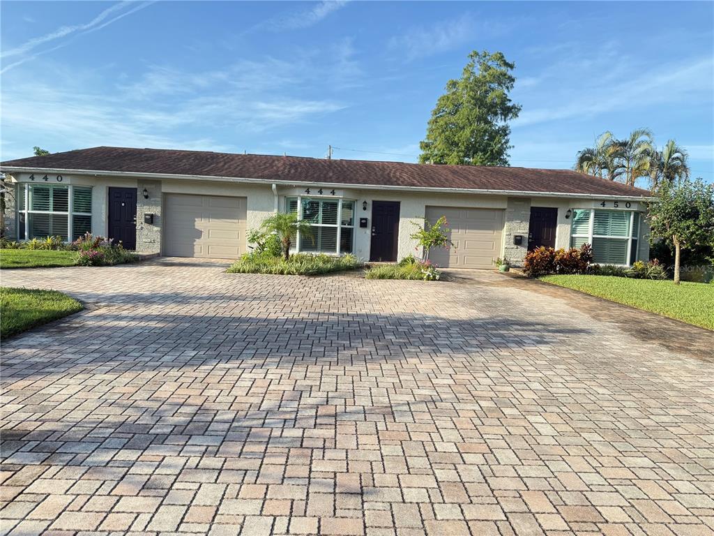 Foto principal - 440 50th Ave N