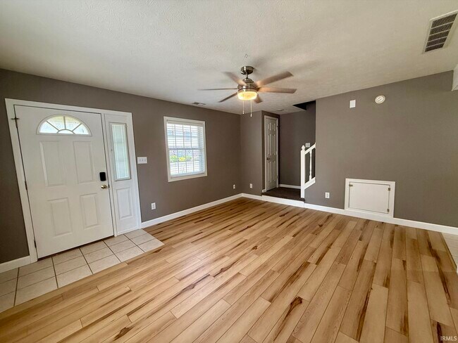 Foto del edificio - 3360 S Oaklawn Cir