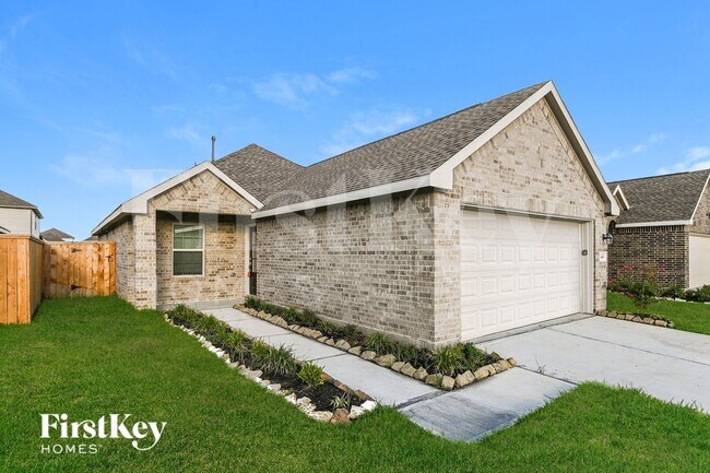 Building Photo - 18446 Summit Ranch Dr