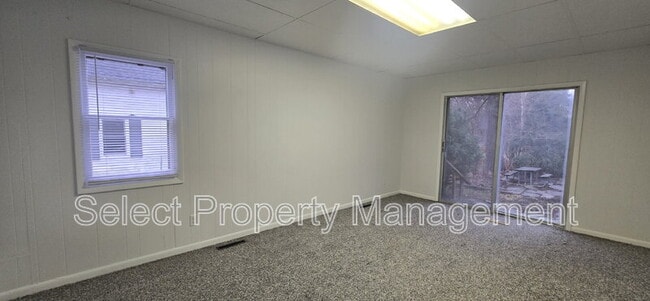 Building Photo - 7006 Elzey St