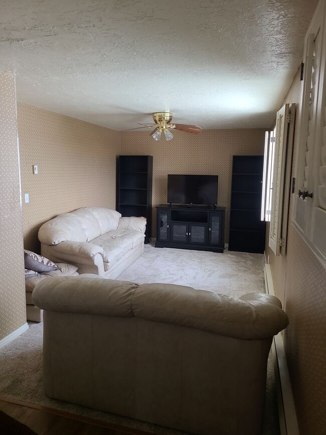 Building Photo - Coming Soon! Call our office for more information today!