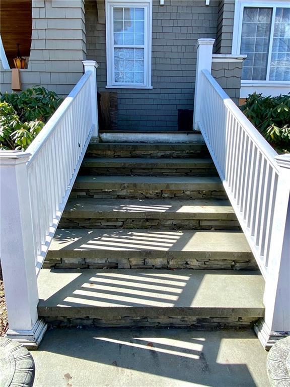 Building Photo - 14 Bartlett Ave