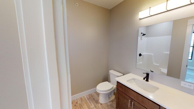 Foto del edificio - 2110 Normal St