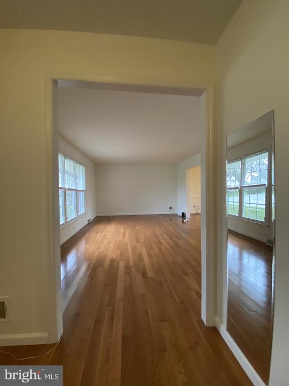 Foto del edificio - 384 Briar Ln