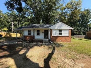 Building Photo - 7618 Marvin Rd