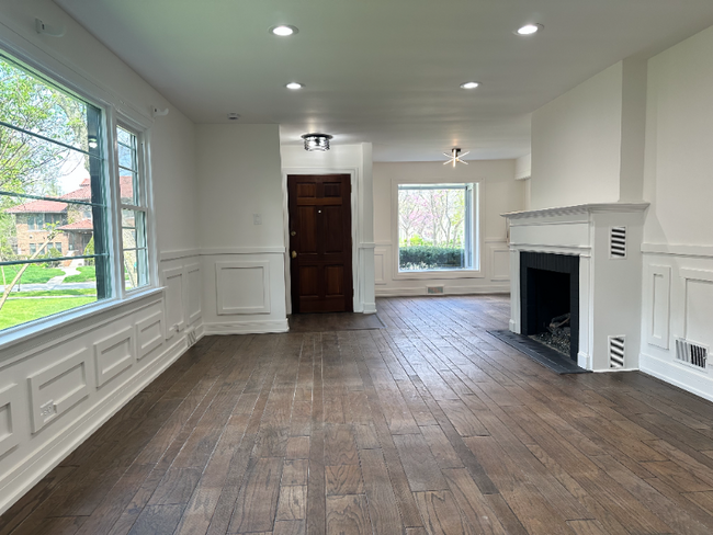 Foto del edificio - 834 Gardner Rd