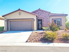 Building Photo - 5375 E La Campana Dr