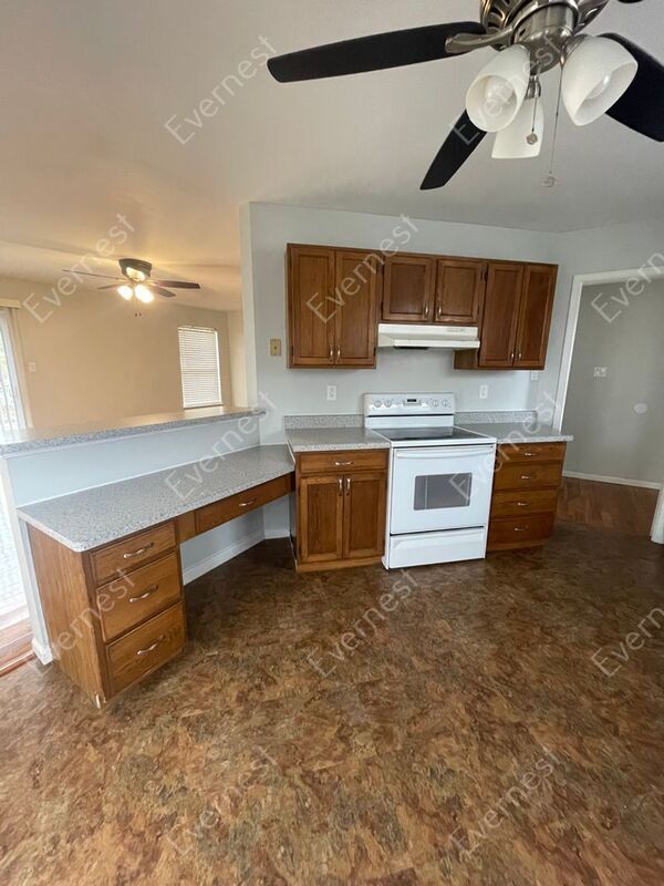 Building Photo - 4559 Cambrook Dr