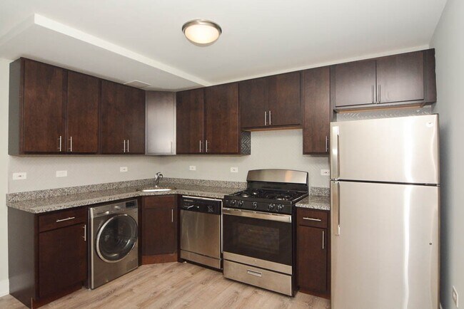Foto del edificio - 3539 N Broadway