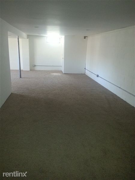Foto del edificio - 5828 N Western Ave