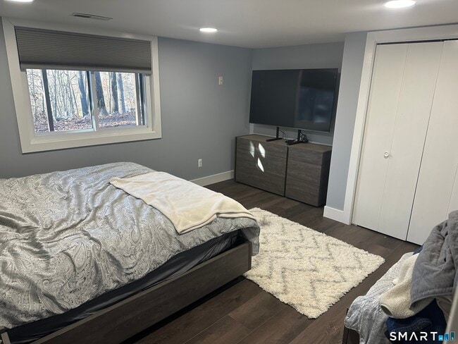 Foto del edificio - 9 Woodacre Ln