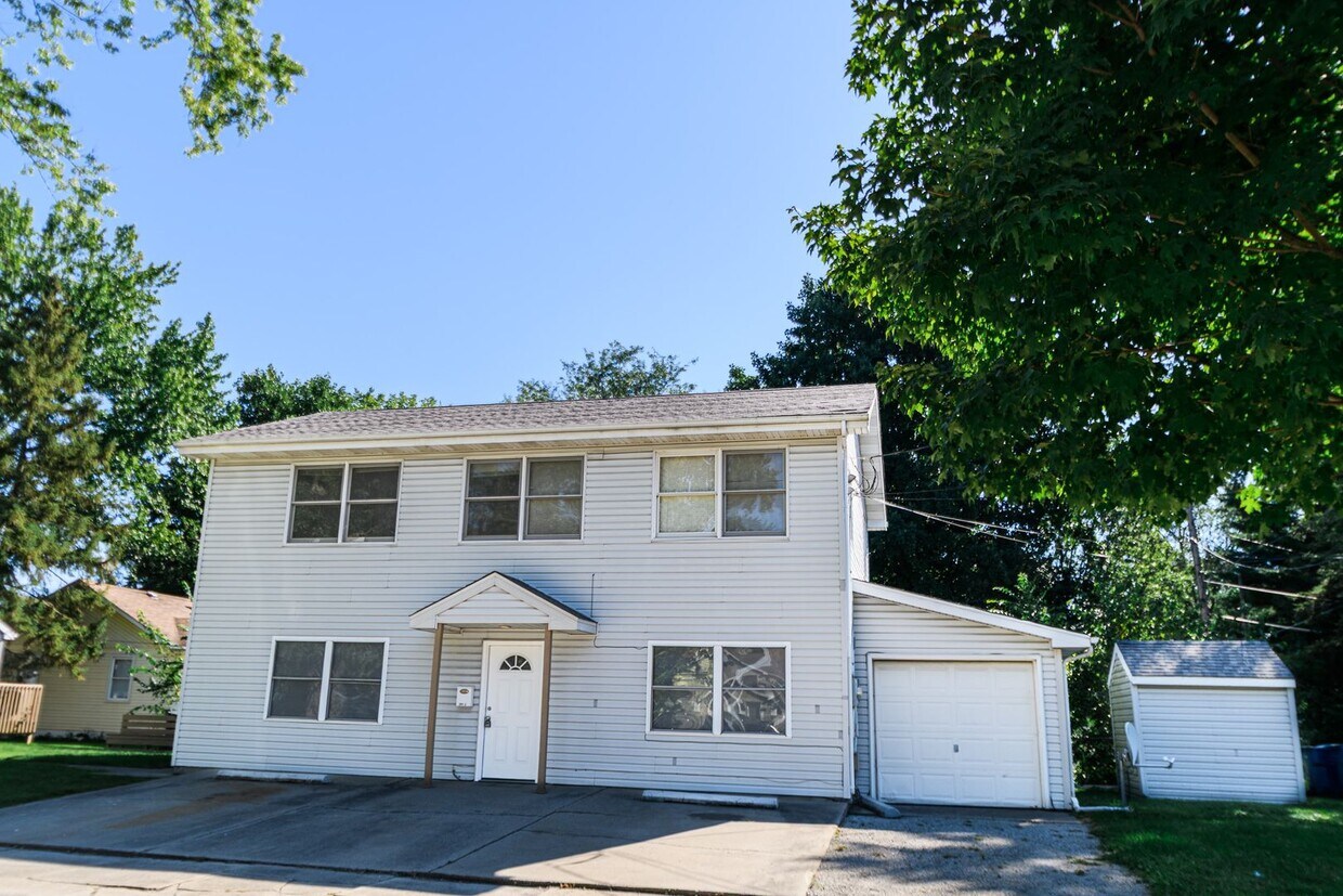 Foto principal - 201 Chesterton Blvd