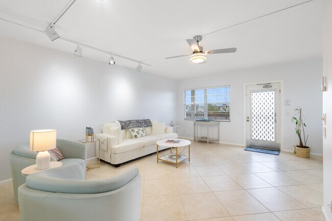 Foto del edificio - 4060 Cornwall C