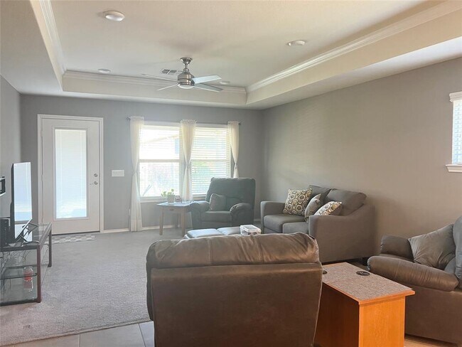 Foto del edificio - 3106 Rock Rose Ln