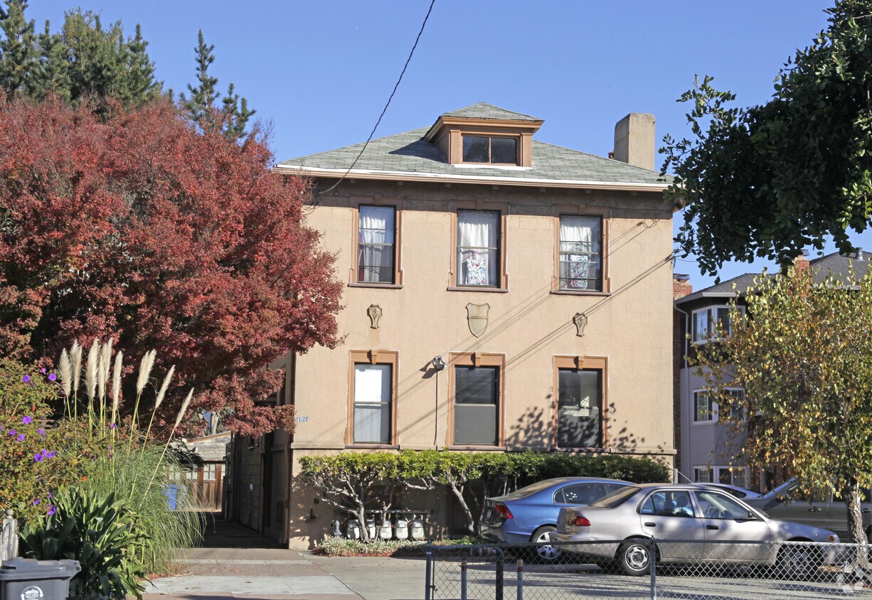 Foto del edificio - 2121 Santa Clara Ave