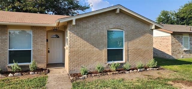Foto del edificio - 1009 Shorecrest Dr