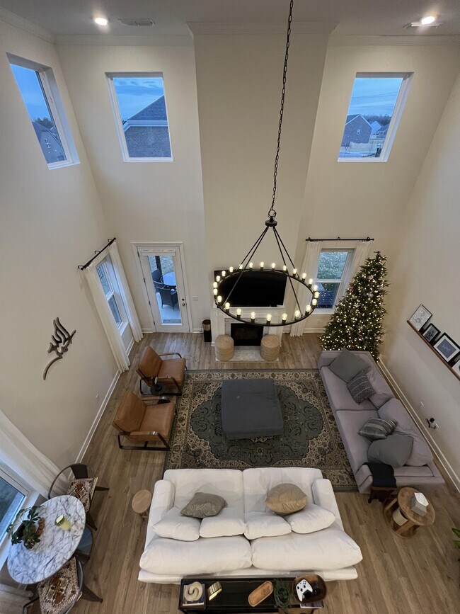 Foto del edificio - 231 Campbell Cir