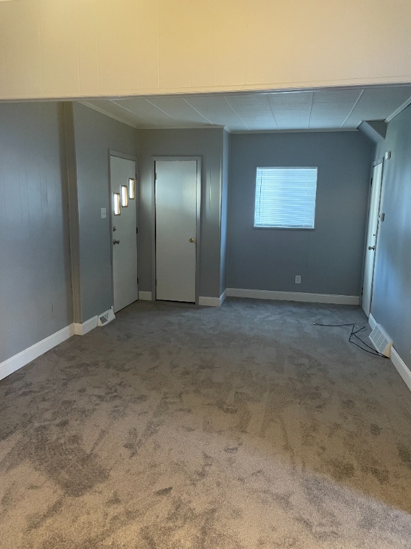 Foto del edificio - 1937 Kenneth Ave