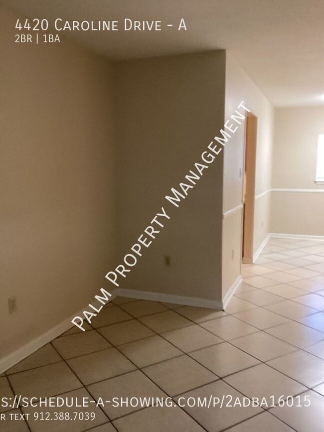 Building Photo - 4420 Caroline Dr
