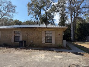 Building Photo - 4330 SW 74th Terrace