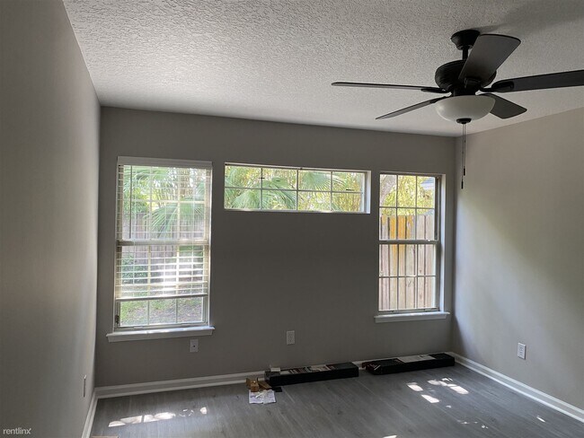 Foto del edificio - 2 br, 2 bath House - 203 Solano Cay Circle