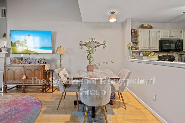 Foto del edificio - 194 River Breeze Dr