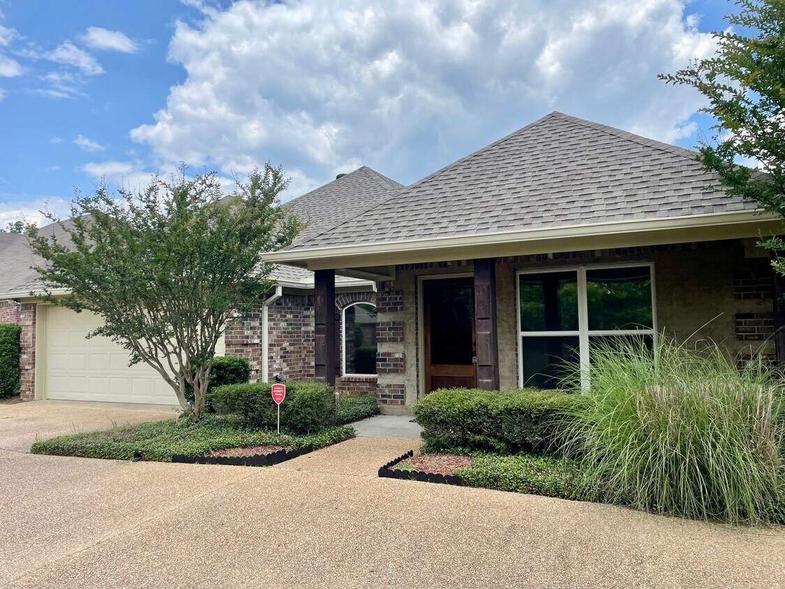 Primary Photo - 3 Bedroom for Rent in Brandon 39047