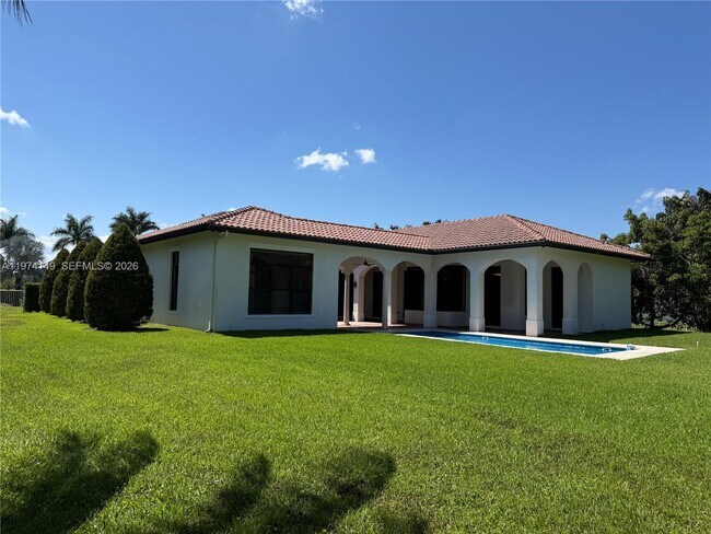 Foto del edificio - 1460 SW 125th Ave