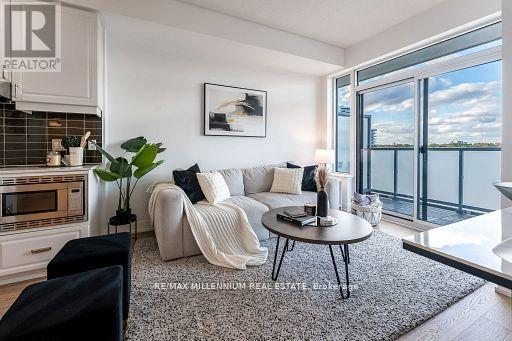 Photo du bâtiment - 7 Kenaston Gardens