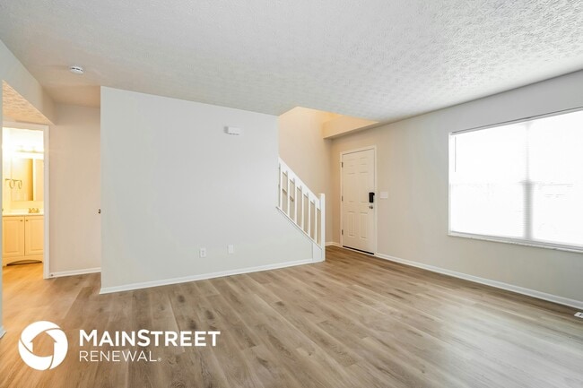 Building Photo - 1599 Covina Dr