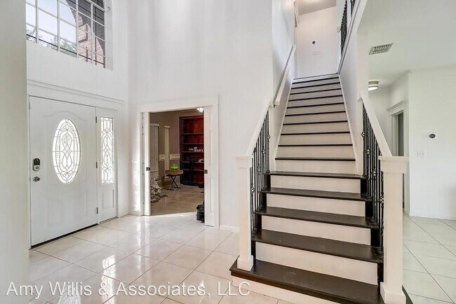 Foto del edificio - 4 br, 4 bath House - 7801 Lovain Dr