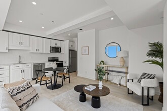 Building Photo - The Carlisle