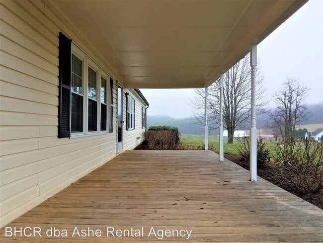 Building Photo - 3 br, 2 bath House - 545 Roy Goodman Rd