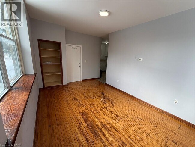 Photo du bâtiment - 571 Ontario St