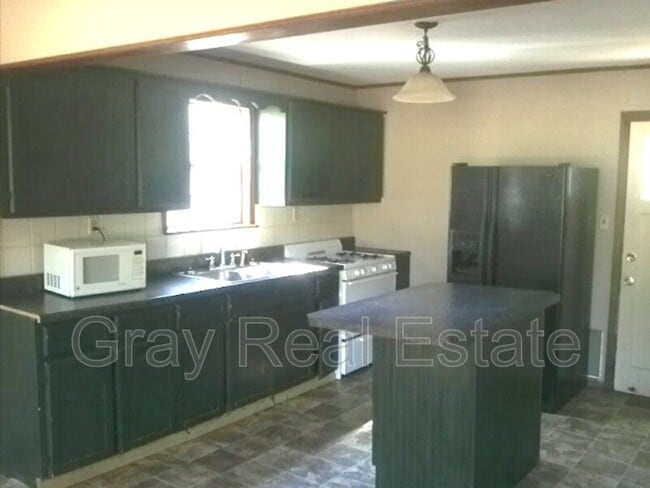 Building Photo - 11553 County Rd 3505