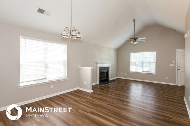 Building Photo - 1208 McAllister Dr