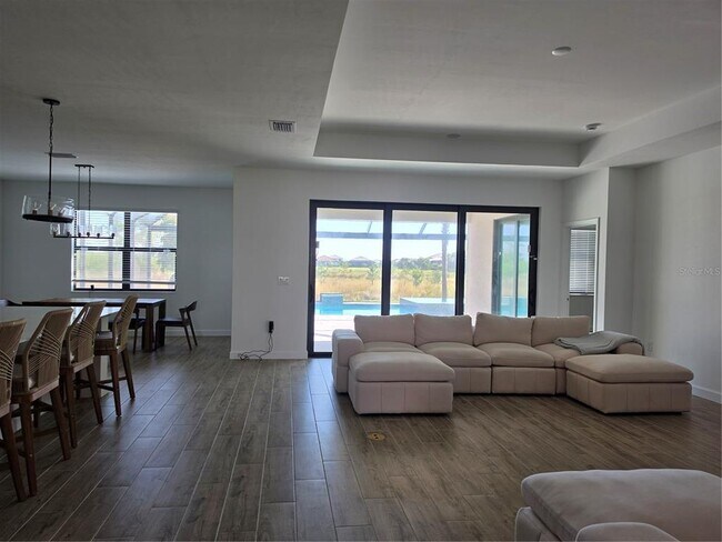 Foto del edificio - 18334 Ridgeline Dr
