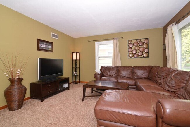 Foto del edificio - Cozy  3 Bedroom Single Family Home