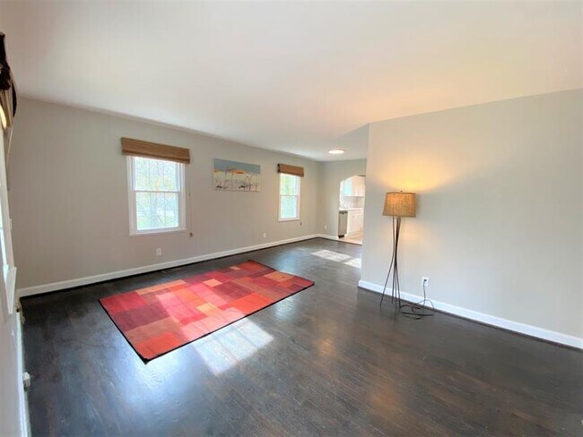 Foto del edificio - 691 Clifton Rd SE