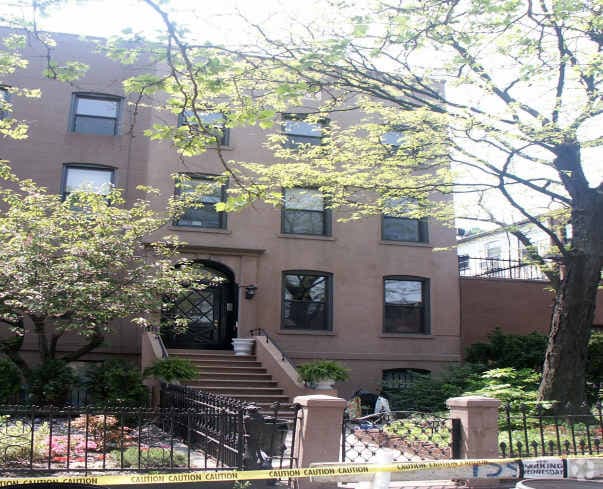 Primary Photo - 304 President St