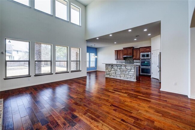 Foto del edificio - 105 Lady Bird Ln